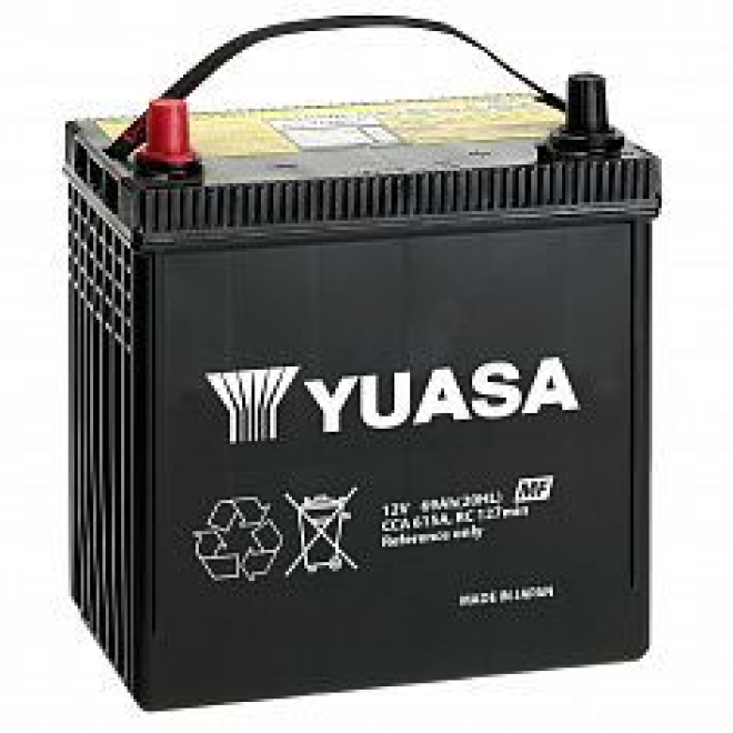Автомобильный аккумулятор YUASA MF Black Edition 85D26R (69)